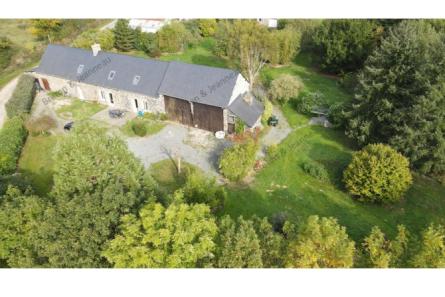 Maison en campagne à Javron Les Chapelles 6 pièce(s) 139 m2