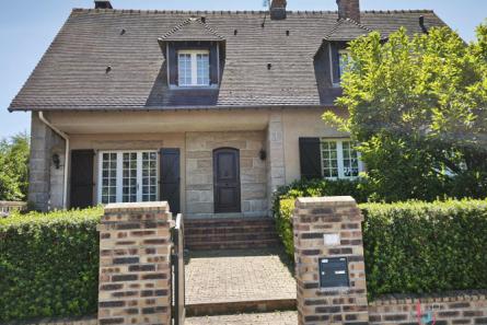 Maisonà Javron les Chapelles
