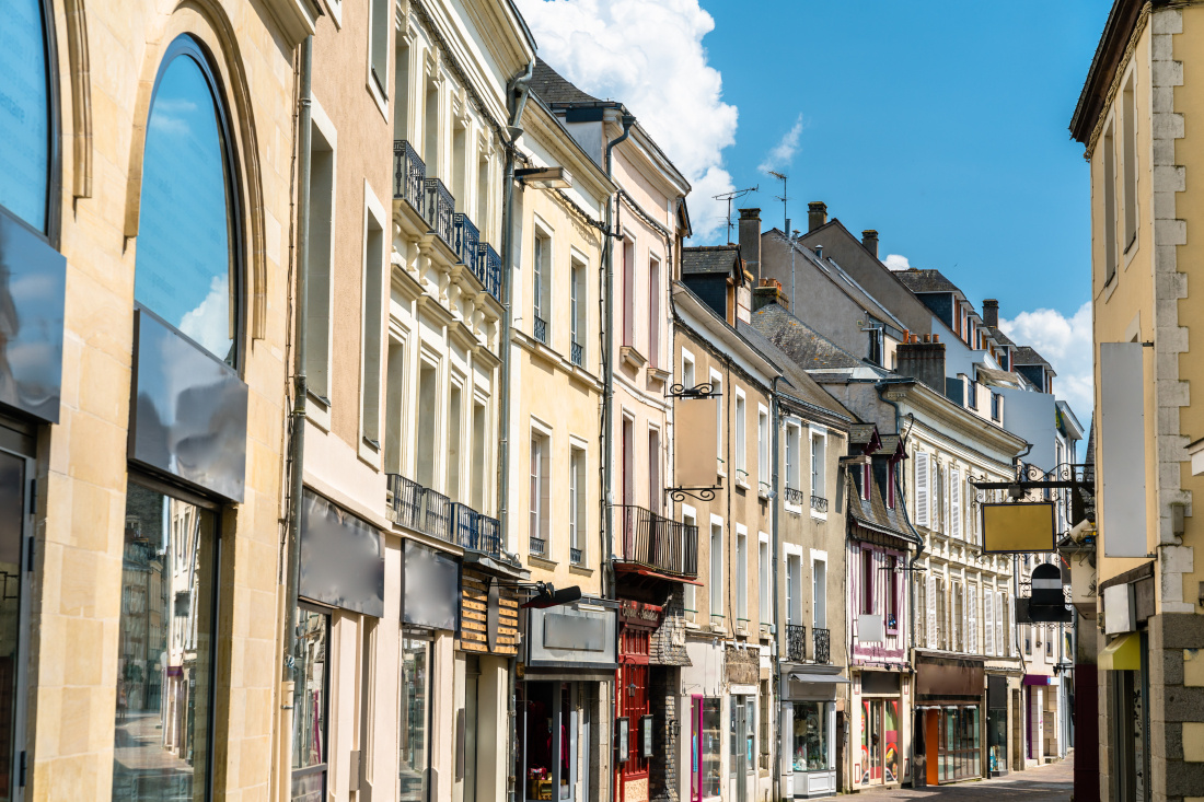 Une rie commer&ccedil;ante de Laval