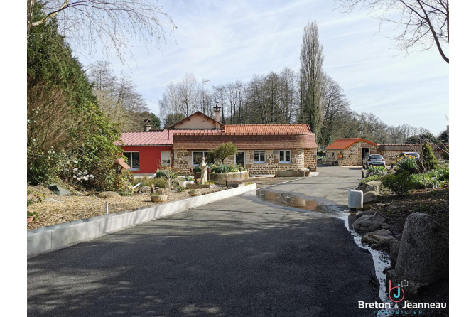 Property on 2ha 17 with ponds in Vimartin-sur-Orthe