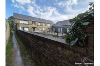 Immeuble à Lassay Les Chateaux