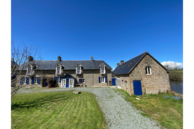 Belle maison de campagne à Lassay les Châteaux