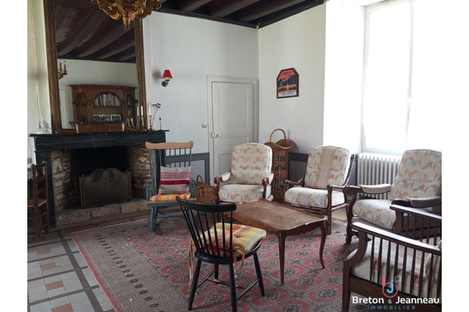 Maison de caractère secteur de Conlie