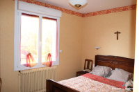 Maison en campagne sur 1 ha 06 à Vautorte sans voisin