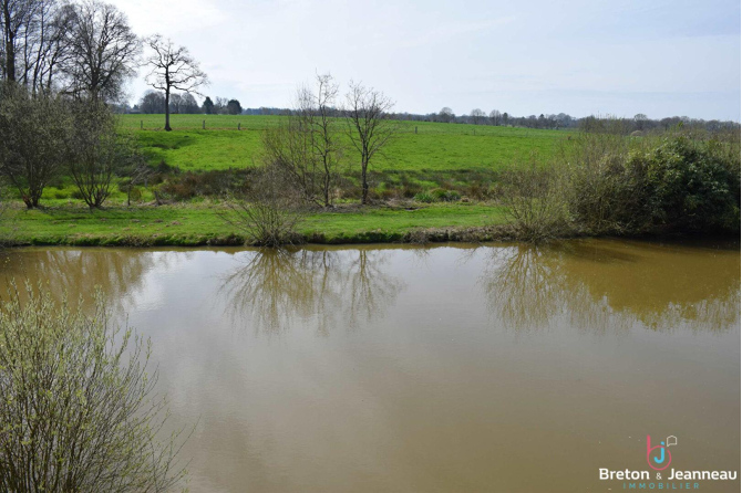 Ensemble immobilier sur 5 hectares Secteur Montaudin