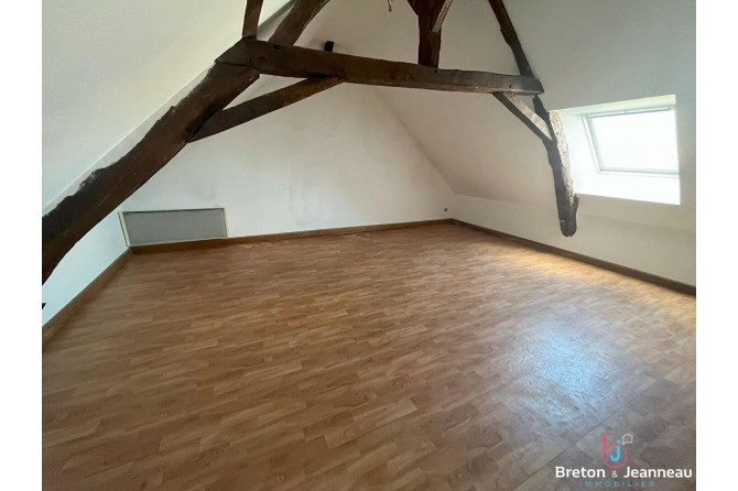 Maison en pierres à Neuvillalais 72