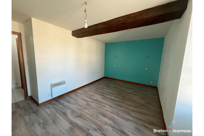 Maison en pierres à Neuvillalais 72