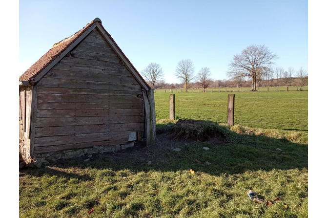 Longère en pierres à proximité de Domfront