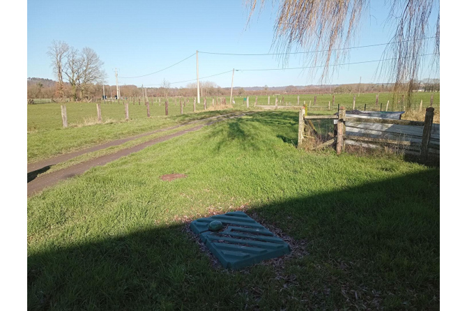 Longère en pierres à proximité de Domfront