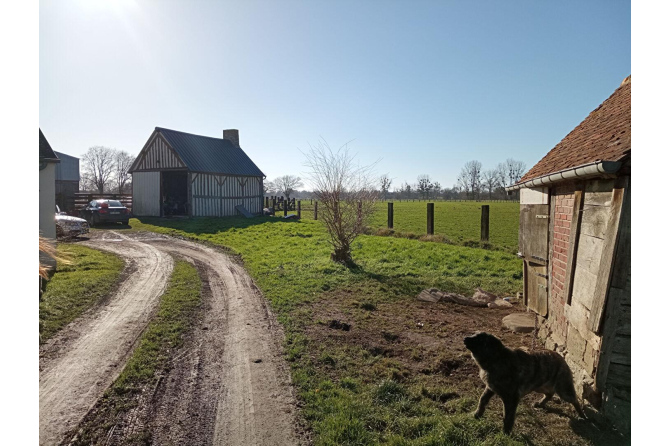 Longère en pierres à proximité de Domfront