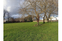 Terrain constructible de 2579 m² à La Chapelle Janson