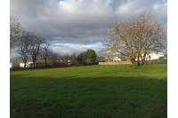 Terrain constructible de 2579 m² à La Chapelle Janson