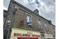 Immeuble à Saint Denis de Gastines
