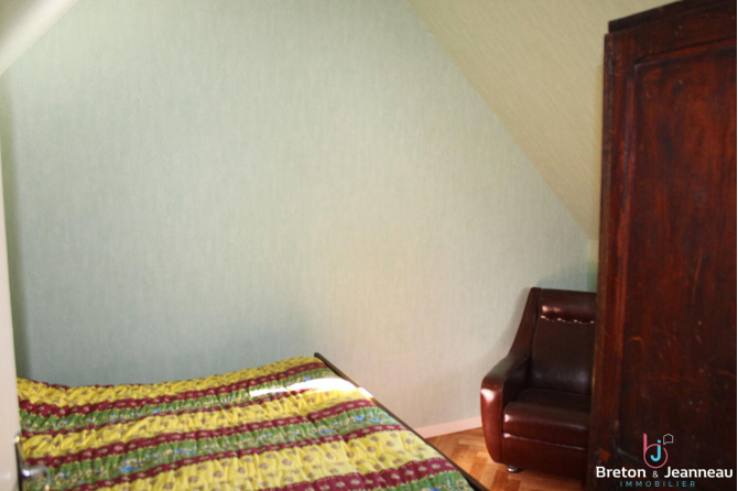 Maison à rénover en campagne à 6,5 Km d'Ernée