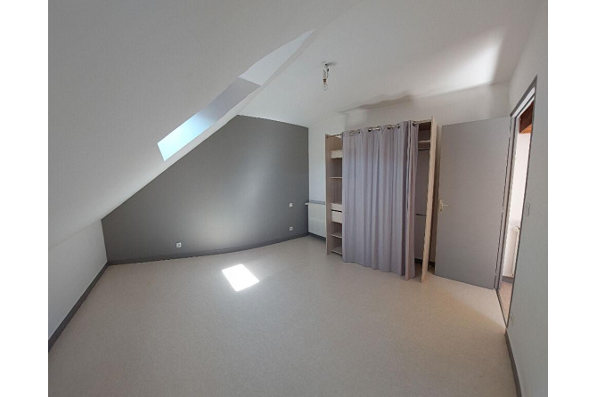 Appartement T1 - Laval - Proche Centre Ville Rive Droite