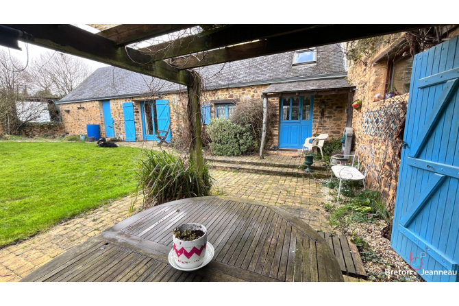Maison de charme de plus de 170 m² Le Gesnest St Isle