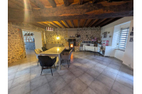 Maison de ville rénovée secteur Mayenne