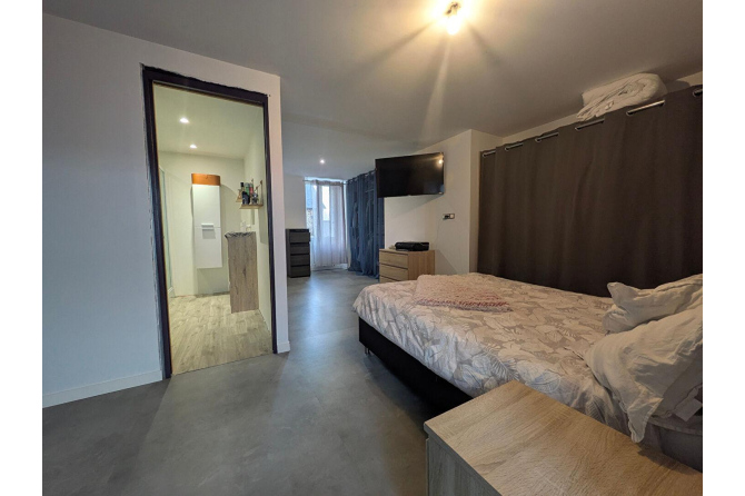 Maison de ville rénovée secteur Mayenne