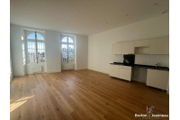Appartement T4 avec garage - Laval - Centre Ville Rive droite