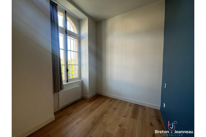 Appartement T4 avec garage - Laval - Centre Ville Rive droite