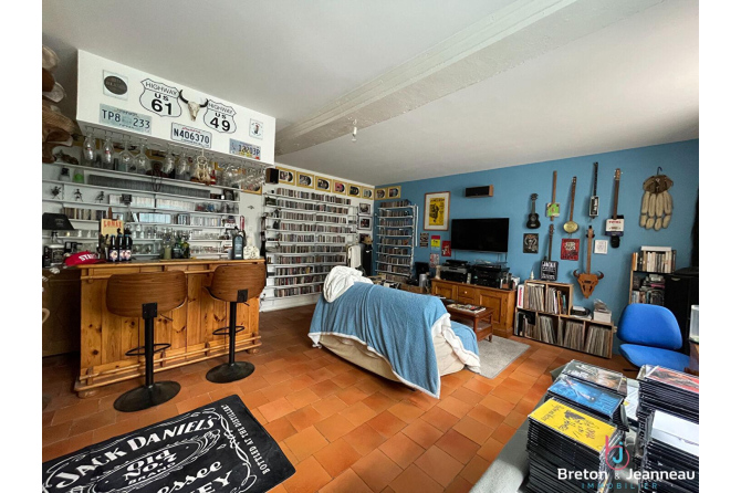 Maison de bourg à Neuvillette en Charnie
