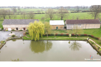Maison sur 1ha 87 secteur Château-Gontier
