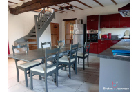 Longère sans voisins secteur Ambrières-les-Vallées