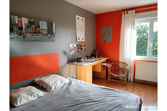 Maison 5 chambres à Changé