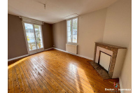Maison Laval - Quartier Saint Pierre le Potier