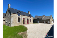 Maison rénovée 139 m² à St Germain en Cogles 35