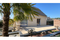 Maison à Montigné le Brillant