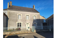Maison de 130 m² à Saint Christophe du Luat