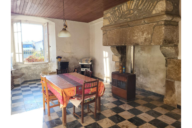 Maison de 130 m² à Saint Christophe du Luat