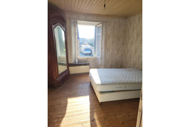 Maison de 130 m² à Saint Christophe du Luat
