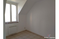 APPARTEMENT T4 à ERNEE
