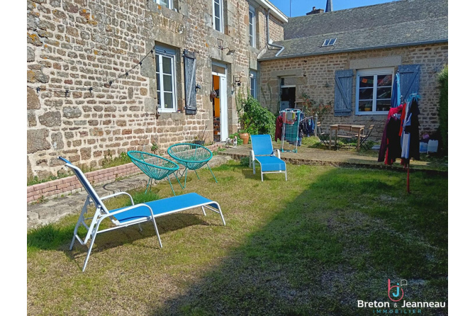 Maison à Saint-Berthevin-la-Tannière