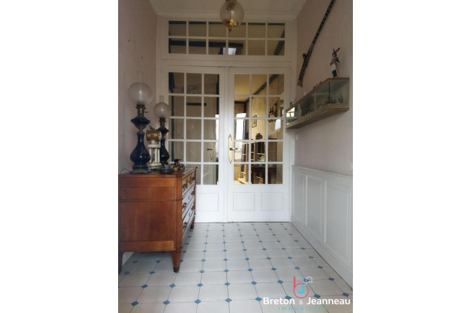 Maison de ville - Appartement à MAYENNE