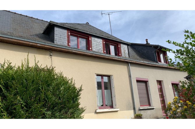 Maison à Parné sur Roc