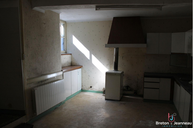 Maison à rénover centre d'Ernée