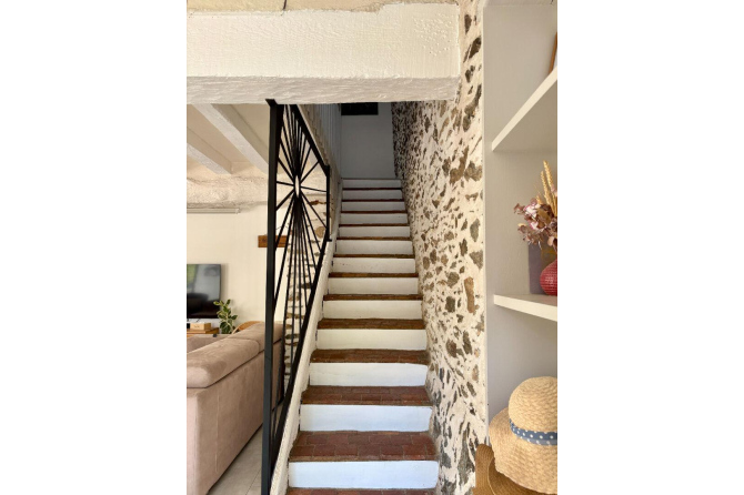 Maison à Montigné le Brillant