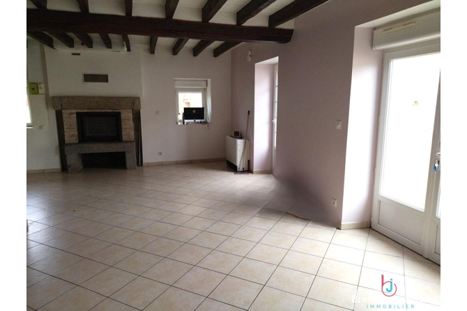 MAISON F4 à AVERTON