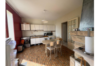 Maison sur 1 ha 54 à Ernée