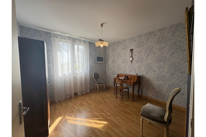 Maison sur 1 ha 54 à Ernée