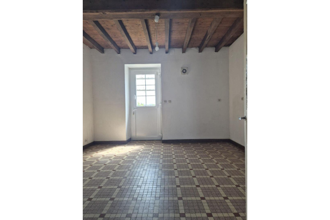 Jolie maison de bourg secteur Bais