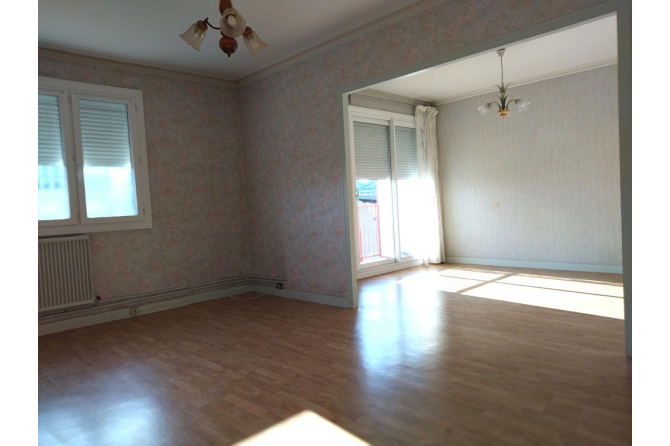 APPARTEMENT F3 à MAYENNE CENTRE VILLE