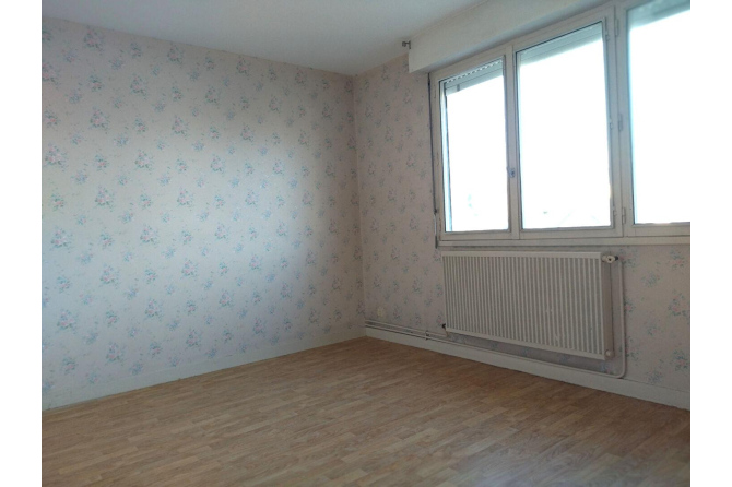 APPARTEMENT F3 à MAYENNE CENTRE VILLE