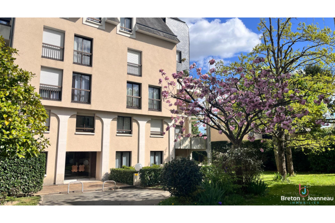 Appartement T4 centre-ville de aval