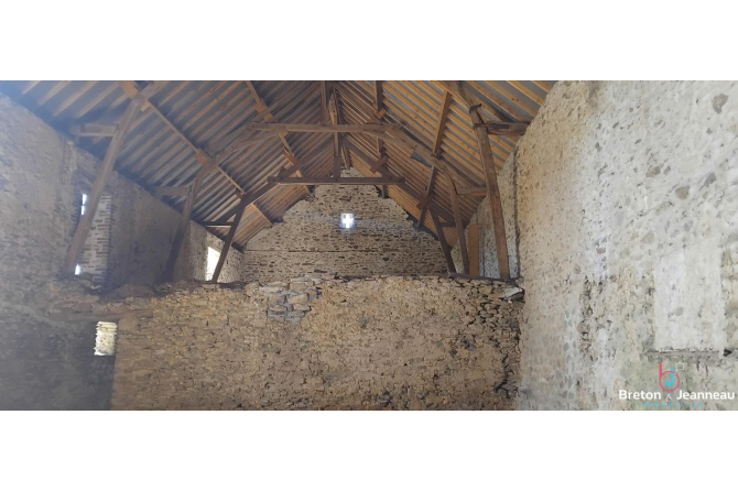 Loge à rénover en campagne à Argentré