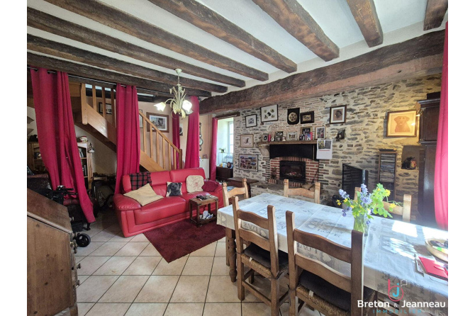 Jolie maison secteur Evron