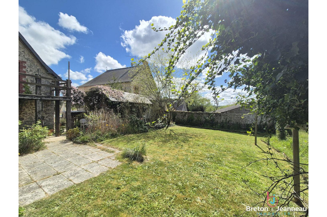 Jolie maison secteur Evron